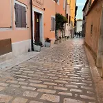 Вилла Daniela Mit Pool In Bale, Bei Rovinj Fuer 4-6 Personen *