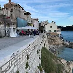 Вилла Daniela Mit Pool In Bale, Bei Rovinj Fuer 4-6 Personen Бале