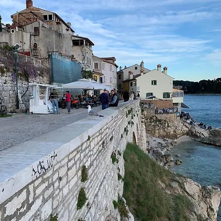 Villa Daniela Mit Pool In Bale, Bei Rovinj Fuer 4-6 Personen Bale