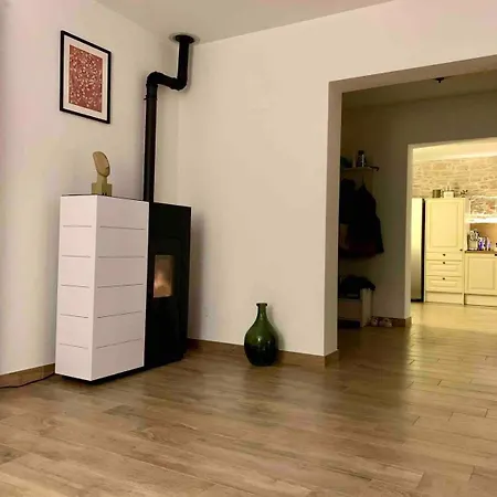 Daniela Mit Pool In Bale, Bei Rovinj Fuer 4-6 Personen Бале